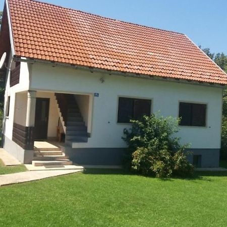 Апартаменти Apartman Filip Смолянаць Екстер'єр фото