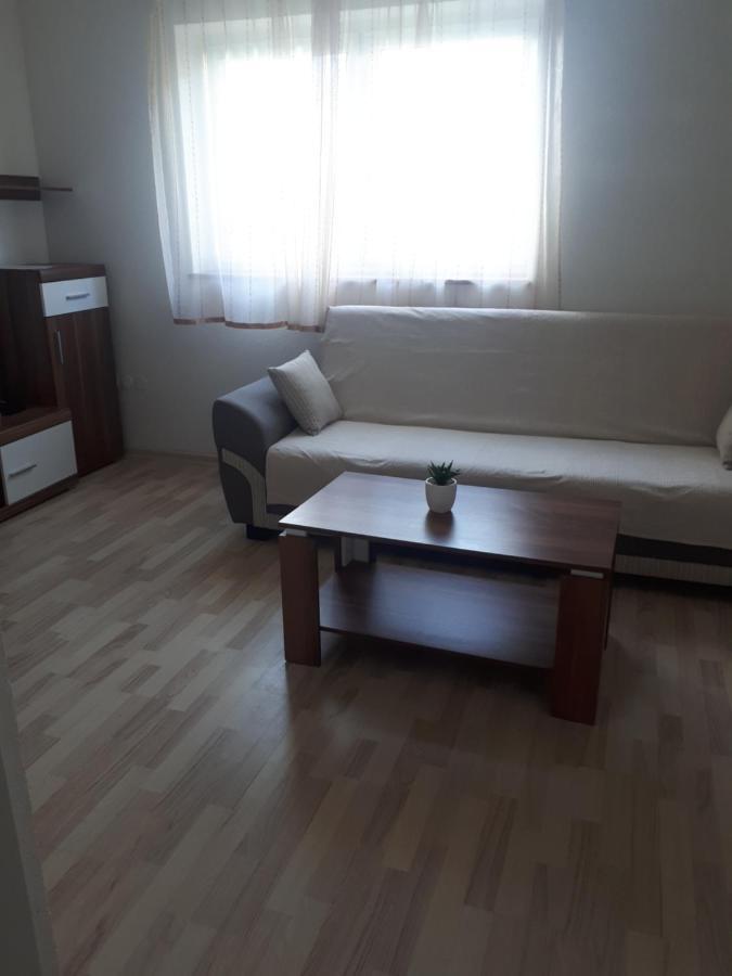 Апартаменти Apartman Filip Смолянаць Екстер'єр фото