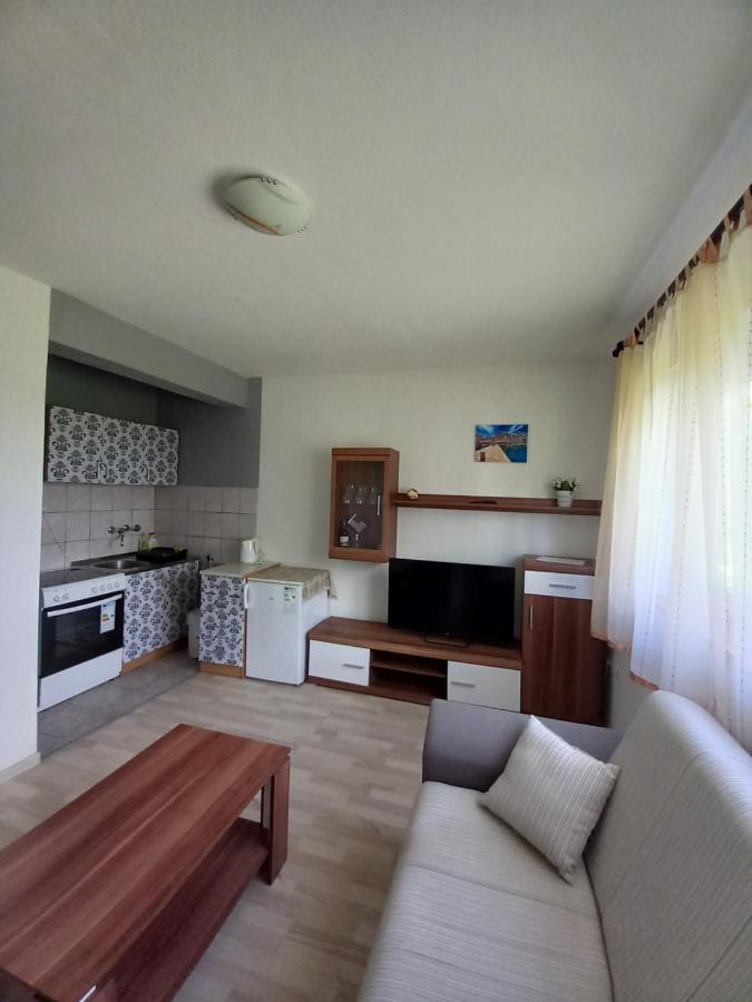Апартаменти Apartman Filip Смолянаць Екстер'єр фото