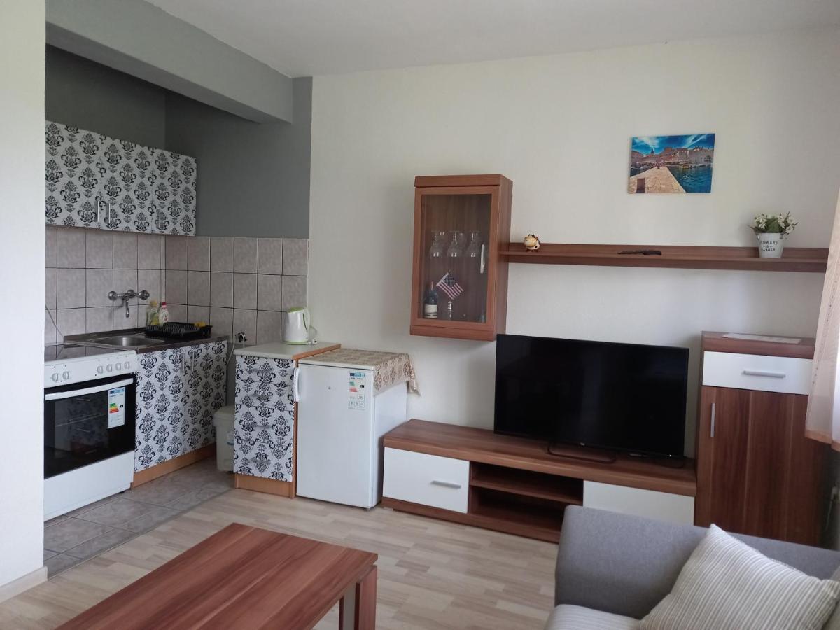Апартаменти Apartman Filip Смолянаць Екстер'єр фото